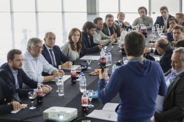 Con el foco puesto en el deterioro social, Vidal encabezó otra reunión de Gabinete