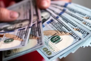 El dólar blue rozó los $500 y estableció otro récord