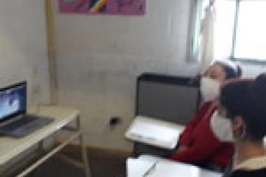 Taller de pintura y expresión en la Unidad 50