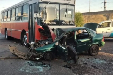 El Talar: Manejaba alcoholizado y chocó contra un micro