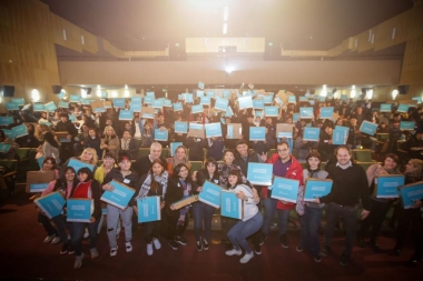 Mayra Mendoza a las y los jóvenes: “Quiero que sepan que hay una intendenta que los escucha”