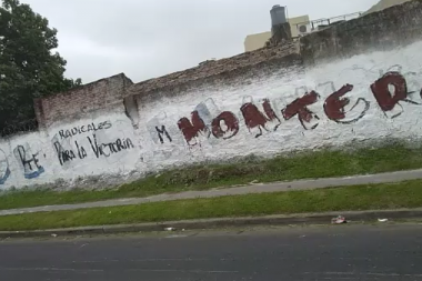 Fuerte apuesta de Radicales para la Victoria con pintadas de Daniel Scioli en distintos puntos de PBA