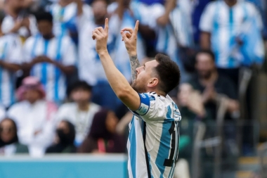 Mundial Qatar 2022: la sonrisa de Messi y la emoción de Scaloni con el himno argentino