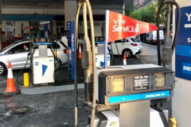 YPF se suma a la suba de 3,8% en los combustibles