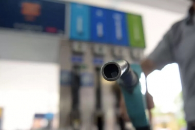 Nuevo aumento de nafta y gasoil: YPF subió un 4% los precios de sus combustibles