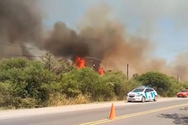 San Marcos Sierras: controlaron un incendio y detuvieron a dos personas