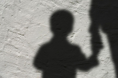 Formosa: dos niños de 8 y 9 años denunciaron a su padrastro por abusos reiterados y el juez les envió una carta por el acto de valentía