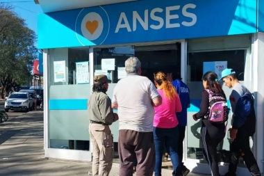 Vence el plazo de la ANSES de inscripción al bono para trabajadores informales