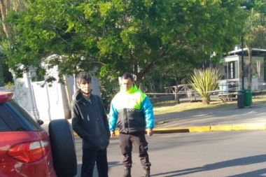 La Plata: aprovechó un choque para intentar robarle el celular a una de las víctimas