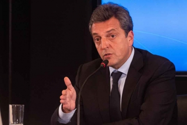 Massa viajará a fin de mes a Francia para concretar el acuerdo con el Club de París