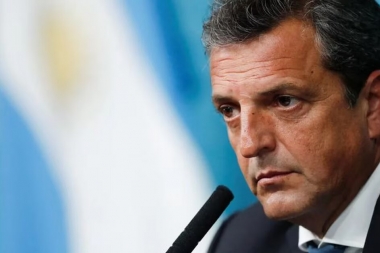 Massa firma acuerdos de refinanciación de deuda con siete miembros del Club de París