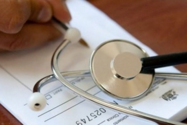Prepagas: dictaron la primera cautelar para frenar los aumentos dispuestos por el DNU de Milei