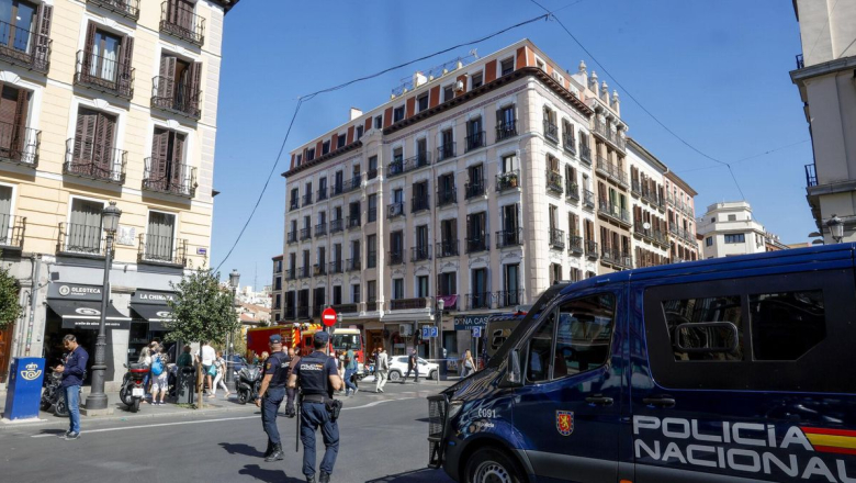 Se derrumba parcialmente un edificio en obras en el centro de Madrid