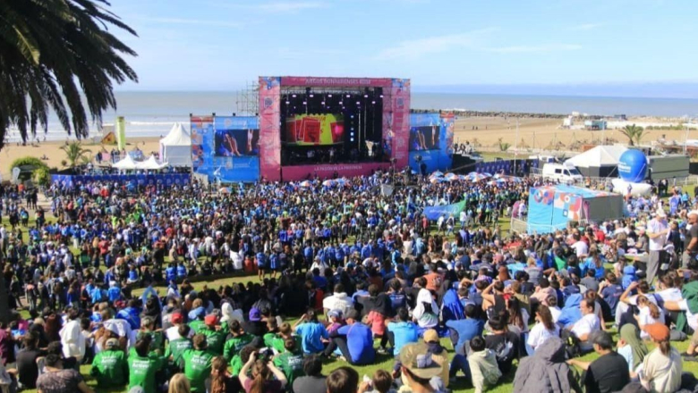 Kicillof inauguró las finales de los Juegos Bonaerenses en Mar del Plata