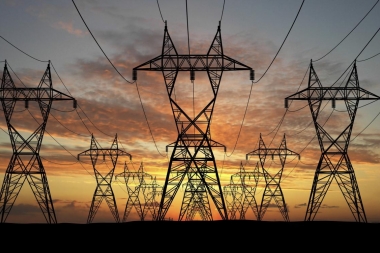 Municipios y cooperativas ya no pueden cobrar tasas ni adicionales en electricidad