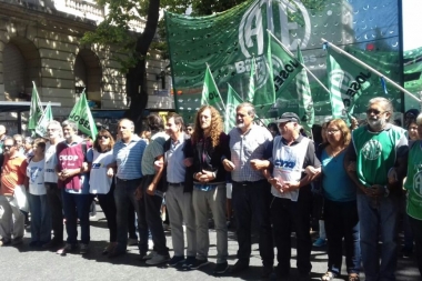 Estatales, médicos y judiciales movilizan el jueves en La Plata