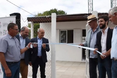 Salvador y Tellechea inauguraron obra de agua potable en Ameghino