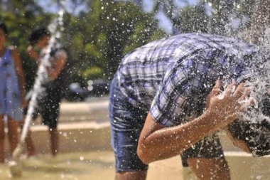 Cinco provincias se encuentran bajo alerta roja por temperaturas extremas