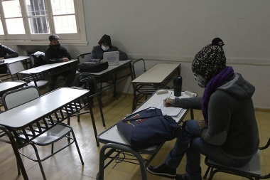 Varias escuelas de Quilmes están sin clases por falta de calefacción y electricidad