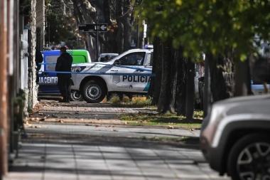 Horror en Vicente López: investigan si un hombre asesinó a golpes a su esposa y a su hijo de 7 años y se suicidó