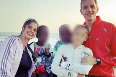 Encontraron al matrimonio argentino que abandonó a los mellizos africanos que habían adoptado