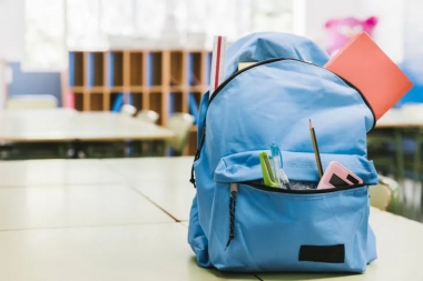 Vuelta a clases 2023: la canasta escolar llega con aumentos de hasta el 121%