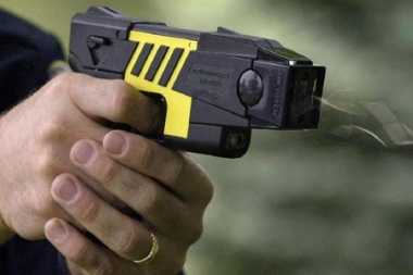 El gobierno porteño ya tiene autorización para usar pistolas Taser en la policía de la Ciudad