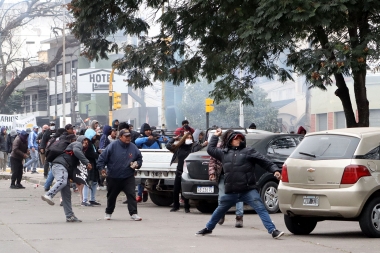Denuncian que la violencia en Jujuy fue planificada por organizaciones de Buenos Aires