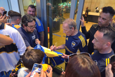 Boca regresó al país y está cerca de cerrar el retorno estelar de Leandro Paredes