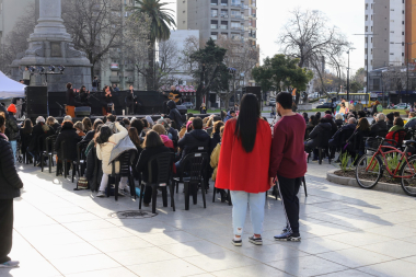 Fin de semana de música gratuita en La Plata: tango, rock y celebración del bicentenario uruguayo