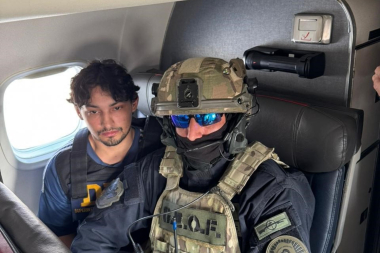 Matías Ozorio aterrizó en Argentina vestido con chaleco antibalas y custodiado por Interpol