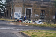 La Plata: vecinos denuncian falta de recolección de basura por parte de Esur y la Municipalidad