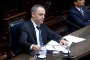 Preocupación en el oficialismo por el impacto digital del caso Adorni y la insuficiencia del “efecto Mundial”